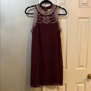 Elegant Burgundy Sleeveless Dress